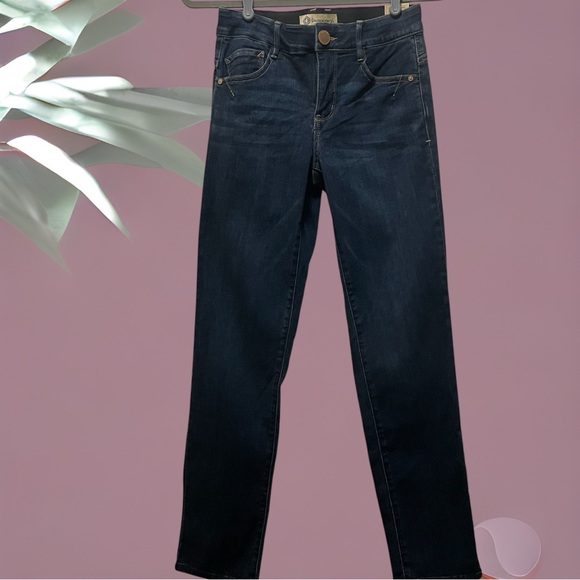 Democracy Denim - Democracy NWT “Ab” technology Blue Straight Leg Jeans
